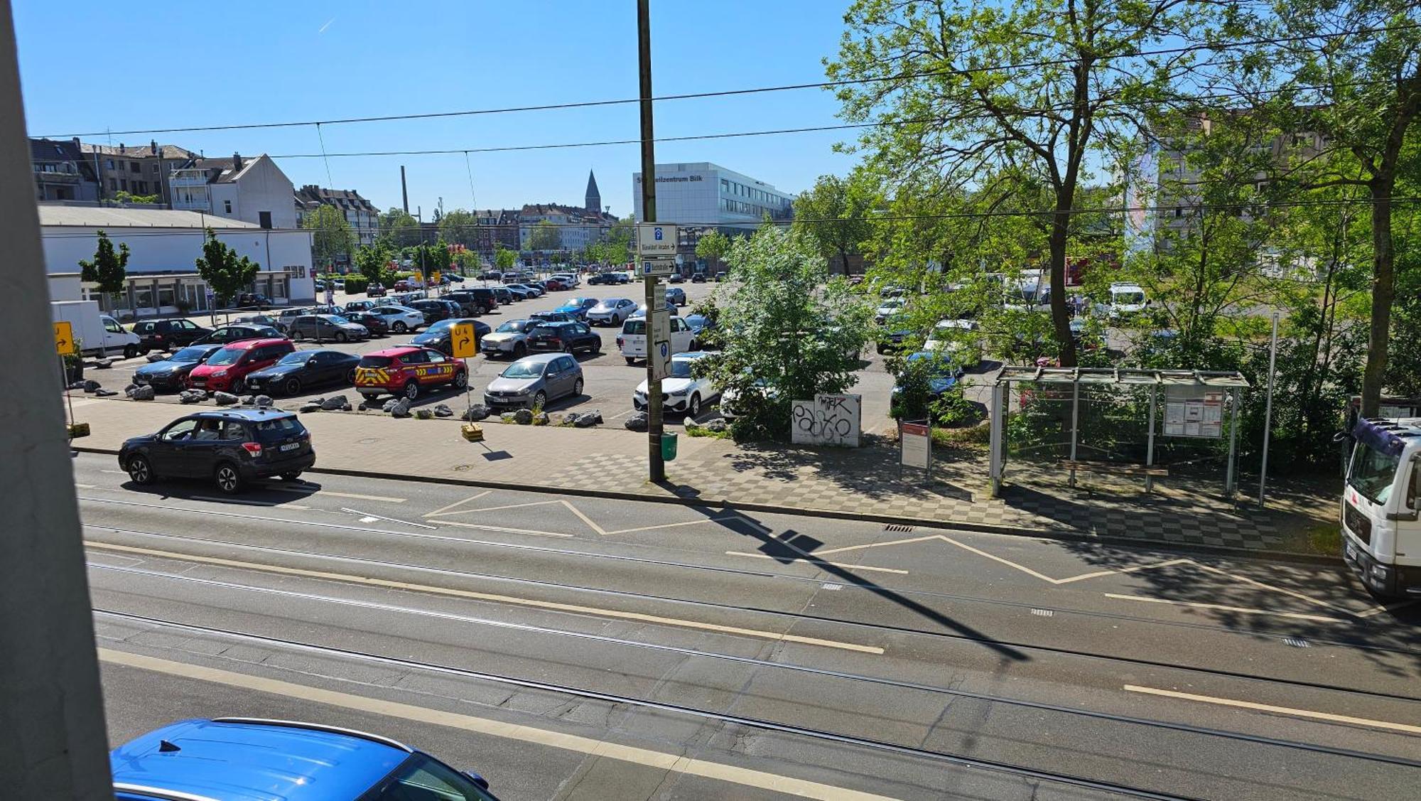 Zimmer In Bilk-Zentrum Duesseldorf Exterior foto