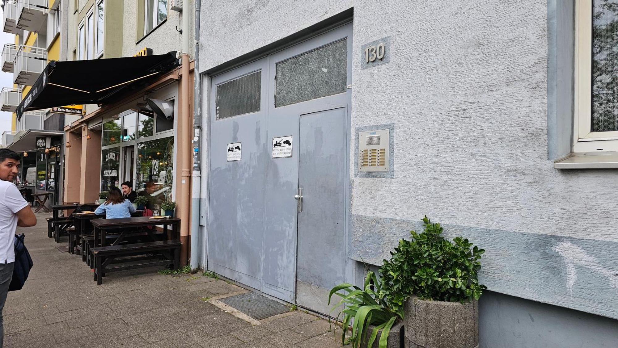 Zimmer In Bilk-Zentrum Duesseldorf Exterior foto